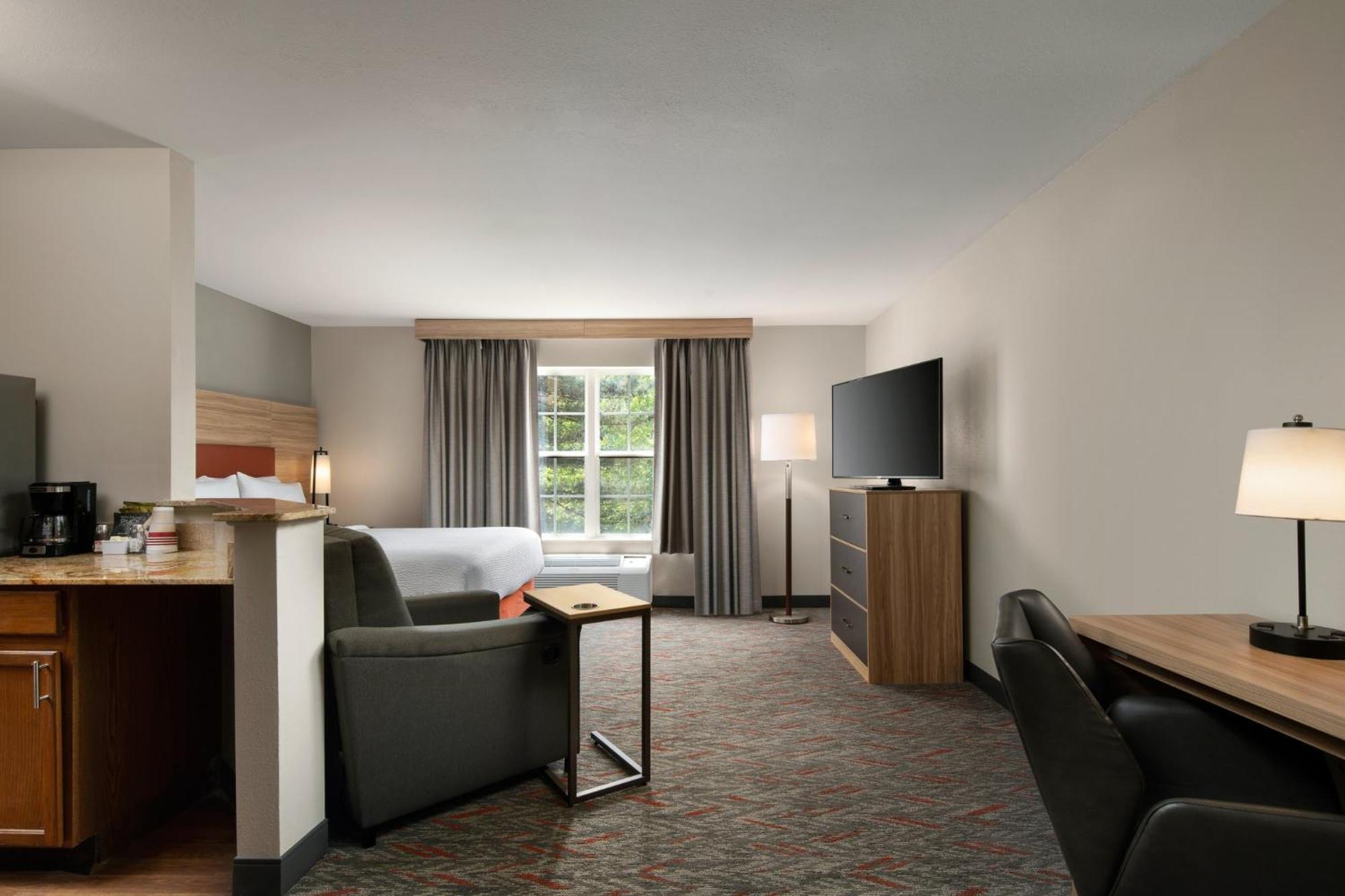 ทาวน์เพลซ สวีท เซนต์หลุยส์ เซนต์ชาร์ลส์ Hotel Saint Charles ภายนอก รูปภาพ